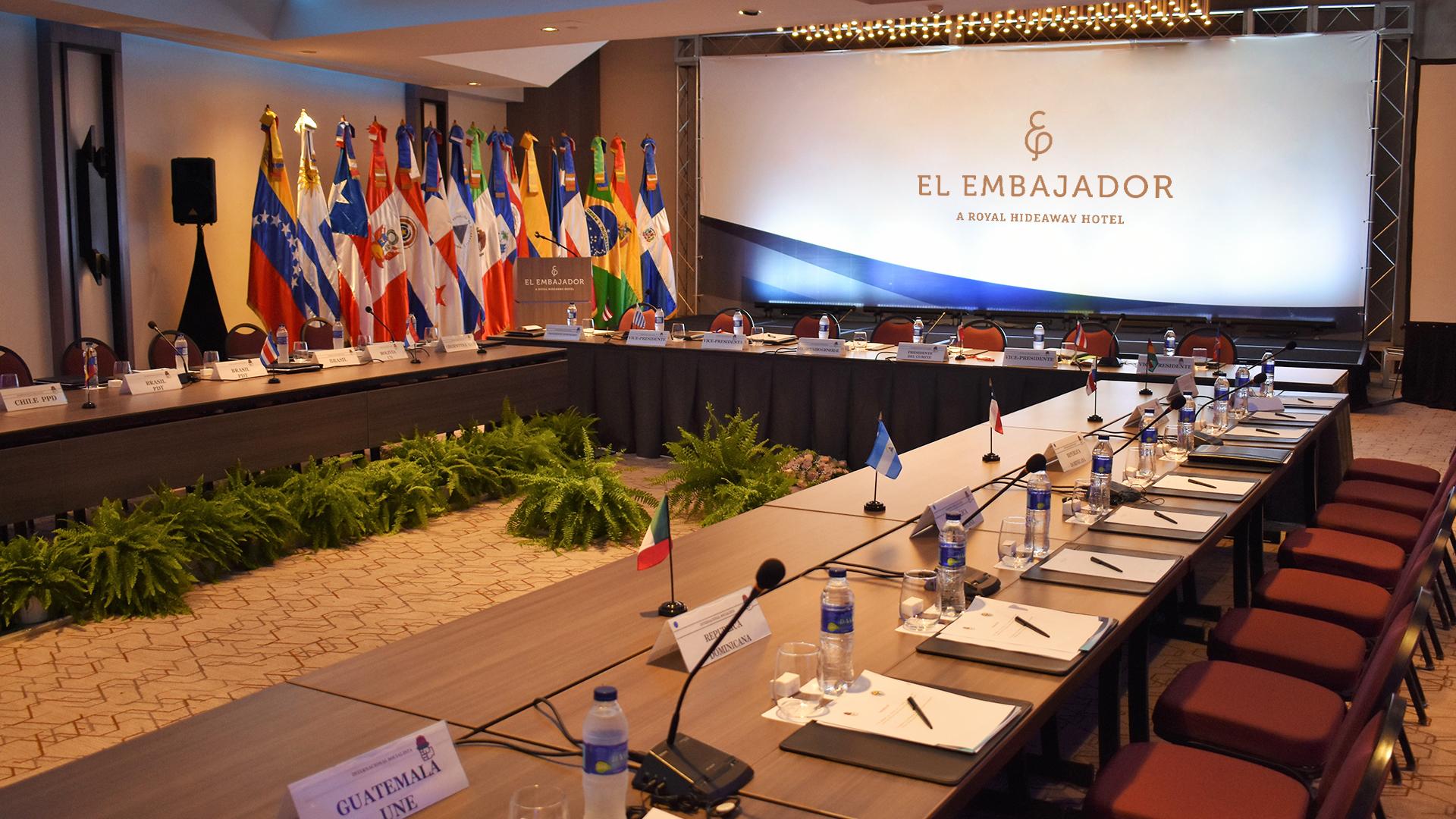 El Embajador, A Royal Hideaway Hotel Santo Domingo Zewnętrze zdjęcie Meeting of the Ibero-American Conference of Ministers of Foreign Affairs in Panama City, 2015