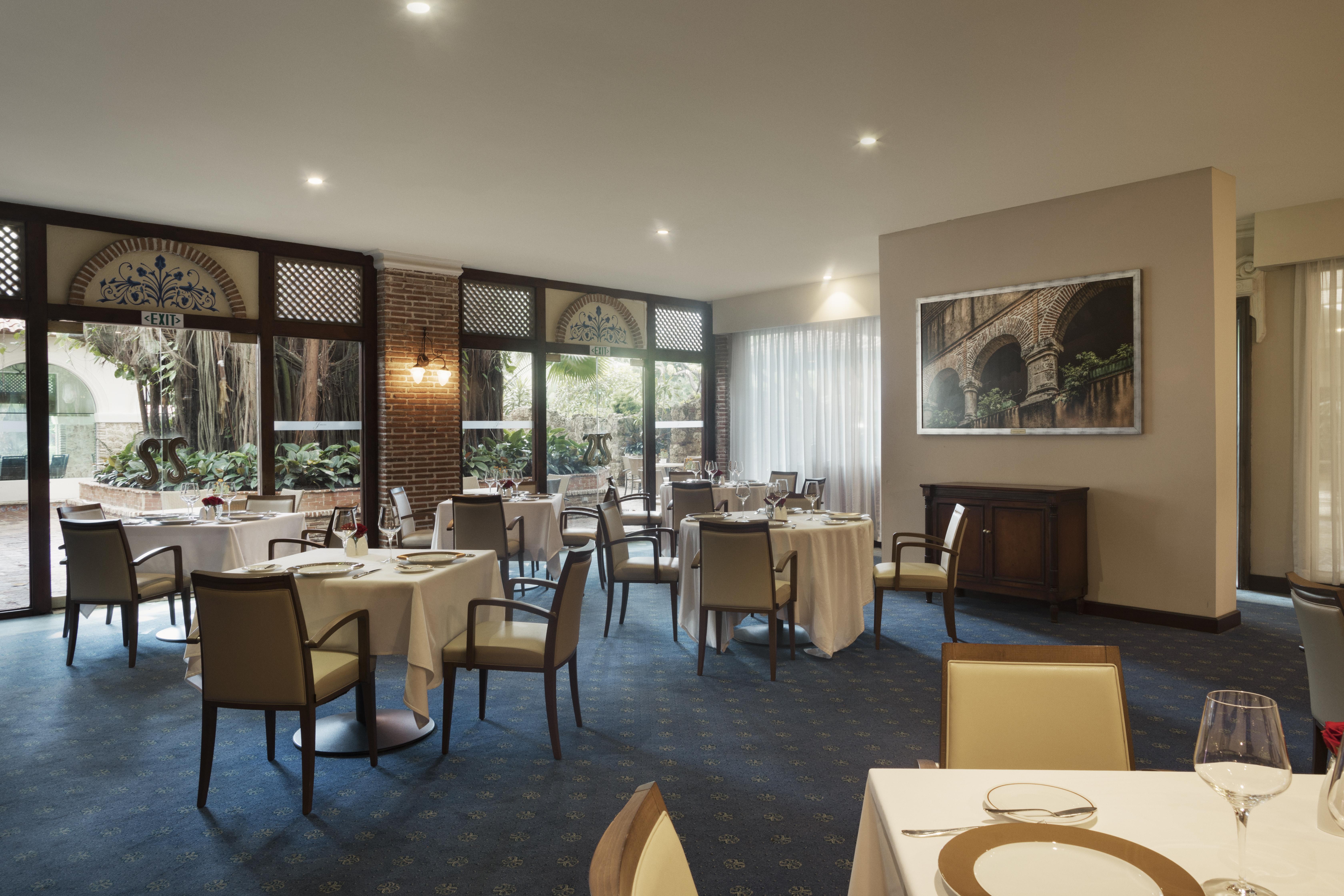 El Embajador, A Royal Hideaway Hotel Santo Domingo Zewnętrze zdjęcie Restaurant