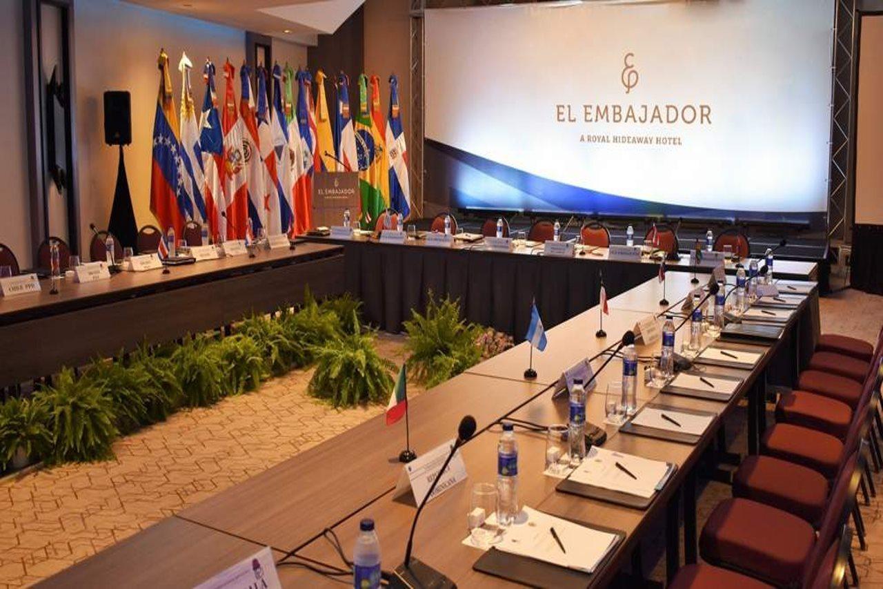 El Embajador, A Royal Hideaway Hotel Santo Domingo Zewnętrze zdjęcie The 2011 Summit of the Community of Portuguese Speaking Countries